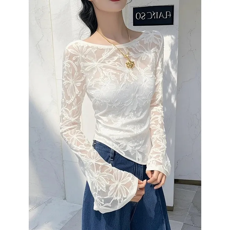 显瘦蕾丝提花喇叭袖修身t恤女新款显瘦小众炸街修身打底衫洋气