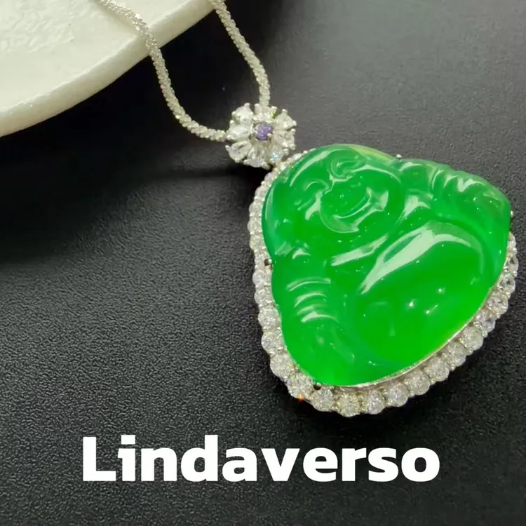 镶嵌天然A货玉髓冰种阳绿佛公时尚精美轻奢小众吊坠项链