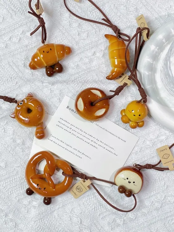 ins风手工碱水面包百搭包包挂件装饰书包挂饰车载吊坠车挂diy挂件