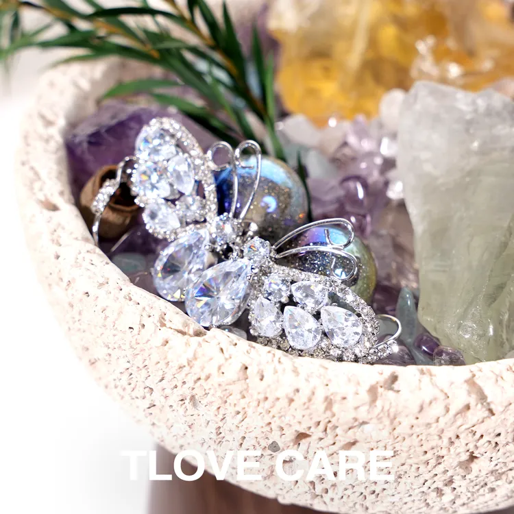 黄铜锆石耳饰 5225耳饰爆款精致小巧高级感甜美氛围感配饰新款