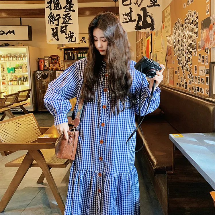 蓝色格子长袖连衣裙女2025秋季新款韩系减龄学院风松弛文艺衬衫裙