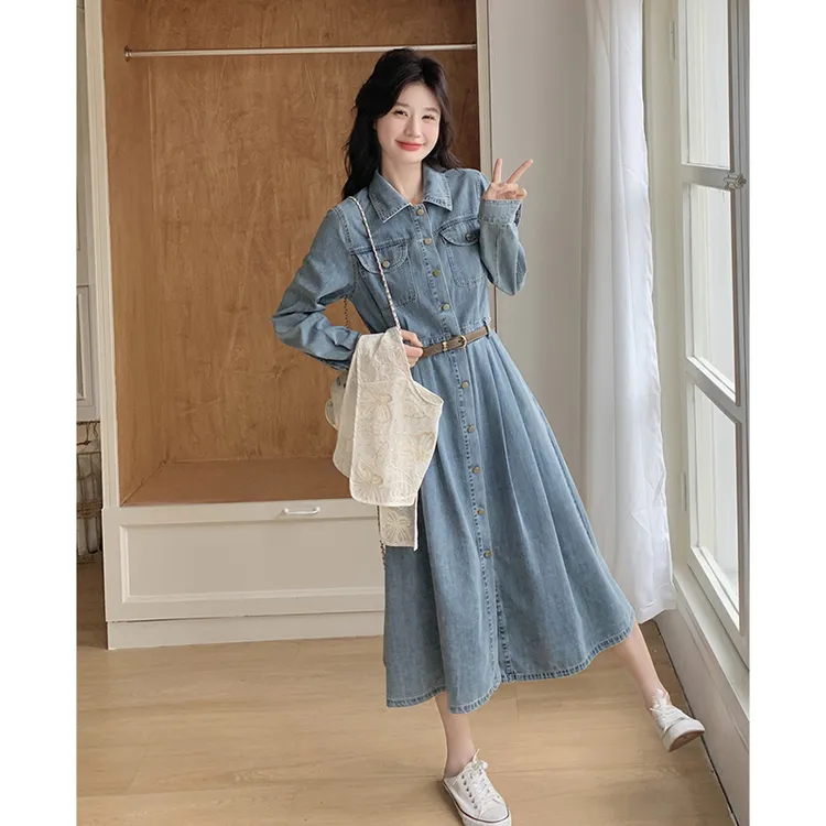 蓝色港风复古牛仔连衣裙女秋2025新款独特超好看收腰减龄衬衫长裙