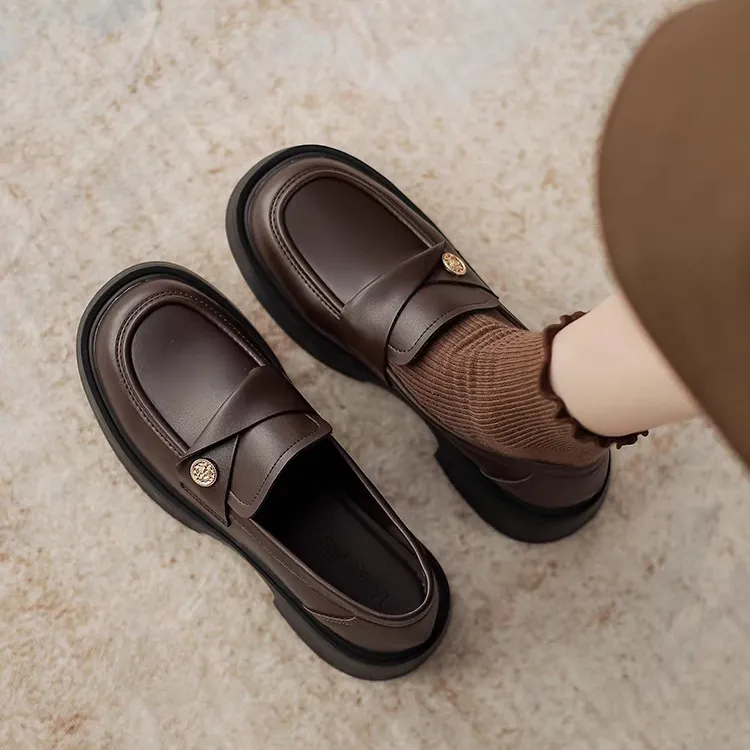 学院风玛丽珍小皮鞋女2025秋季新款玛丽珍鞋浅口百搭厚底乐福单鞋