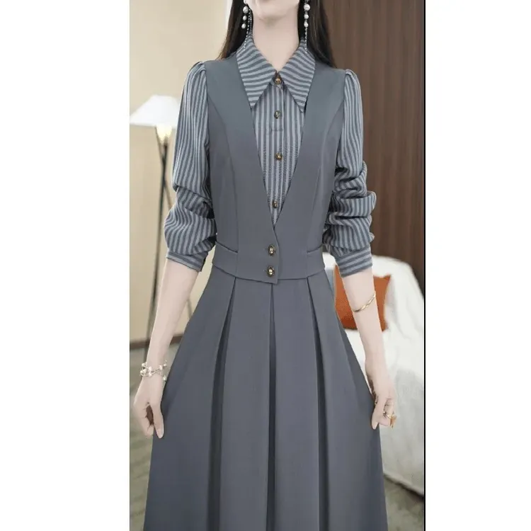 2026春季新款时尚假两件长袖连衣裙气质收腰显瘦条纹拼接休闲裙子