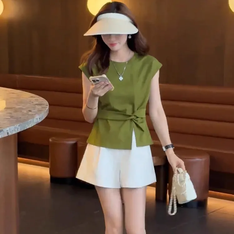 拉夏贝尔时尚飞飞袖T恤女2025夏季新款洋气显瘦掐腰开叉遮肉衬衫