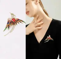 百鸟朝凤高档气质凤凰胸针礼盒装饰50051