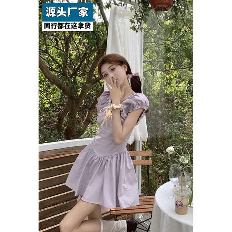 梵乐芬法式黑色褶皱v领露背连衣裙女夏高级感小众设计收腰纯欲百