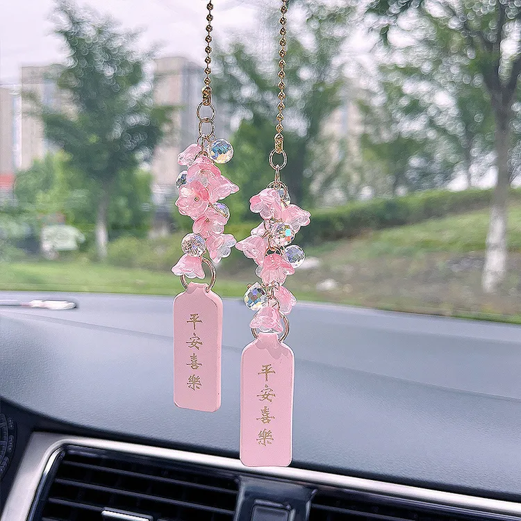 2025新款高档铃兰花平安喜乐汽车挂件车内吊饰高档车载后视镜挂饰