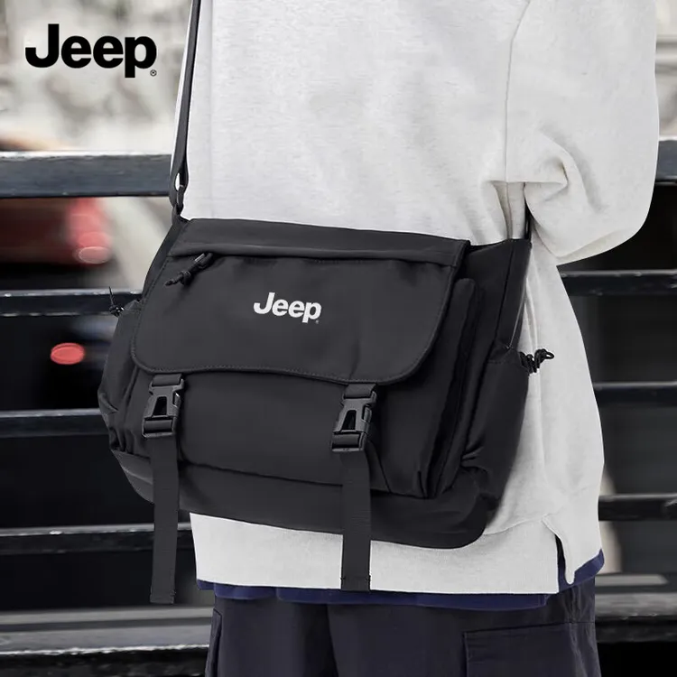 JEEP男士斜挎包大容量单肩包邮差包休闲轻便防泼水运动潮流挎包女