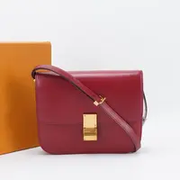 95新 Celine/思琳 box中号斜挎包【静文】BG22000185