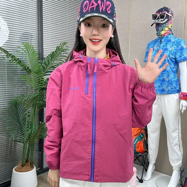 2025新款户外冲锋衣外套穿女跑步休闲连帽春秋运动防风防水风上衣