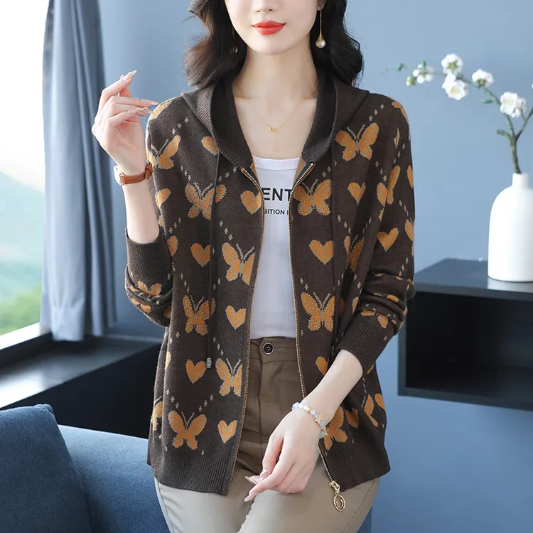 连帽卫衣开衫2025新款女士春装针织帽衫短款大码毛衣外套洋气减龄