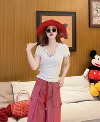 c3342 CC推荐 别致V领轻奢感白色短袖T恤