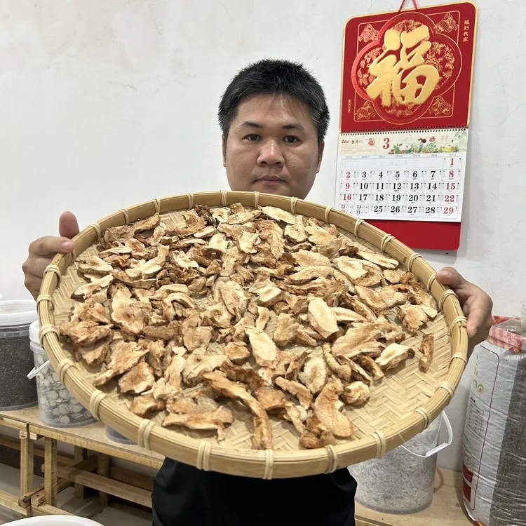 土茯苓 广东自己大山采挖  去粗皮 煲汤  不苦涩