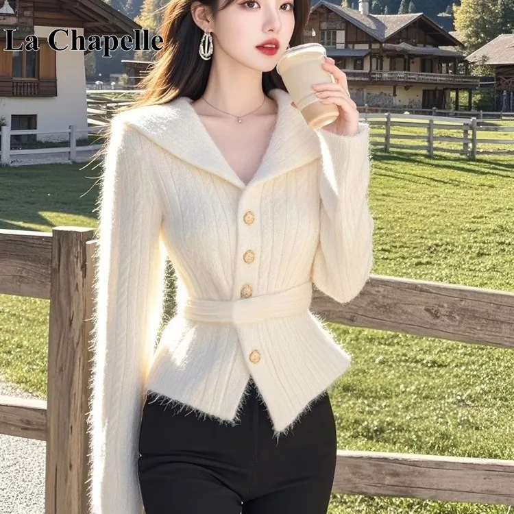 拉夏贝尔高级感好看白色毛衣女2025秋时尚收腰慵懒气质翻领针织衫