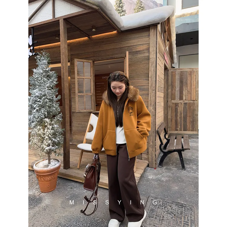 应小姐【wink kt】微胖大码冬季显瘦百搭加厚加绒kt印花连帽款卫衣