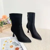 11366   新款时尚气质尖头细跟中筒时装靴加绒