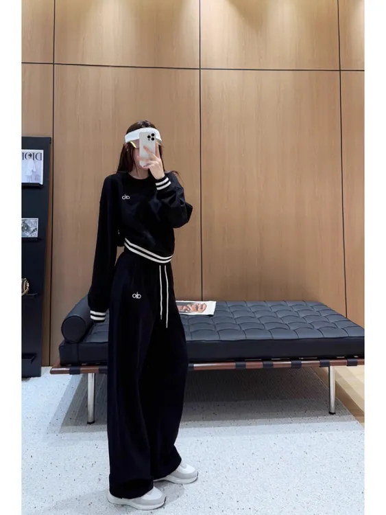 网红洋气炸街黑色休闲运动套装女秋冬韩版宽松显瘦百搭卫衣裤子潮