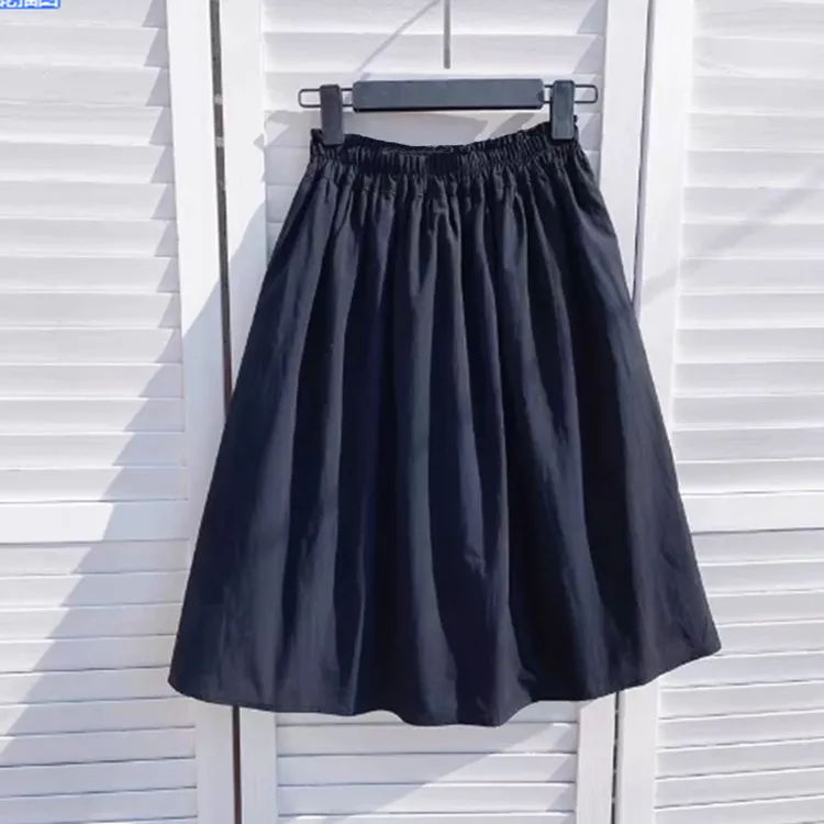 日系休闲松紧腰半身裙女夏2025新款学院风百搭显瘦a字蓬蓬中短裙