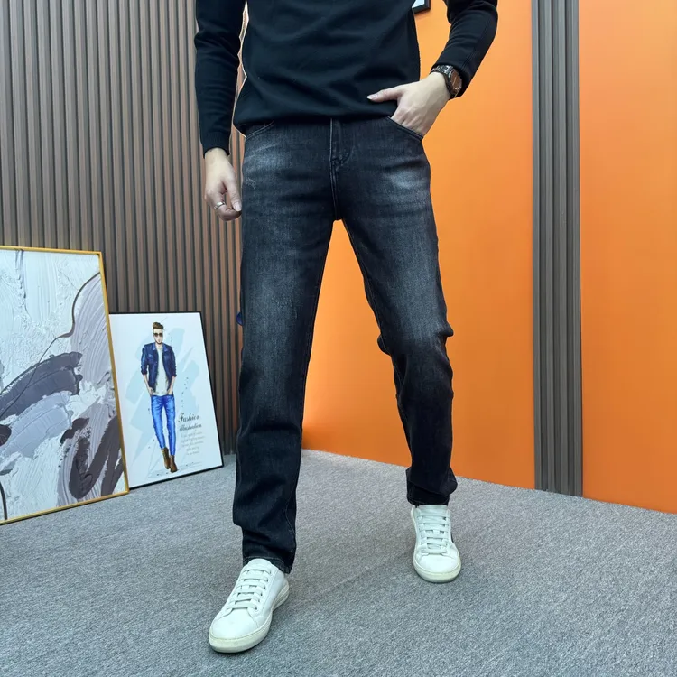 秋冬时尚牛仔裤修身黑灰色简约风百搭休闲潮流水洗高弹男士裤子