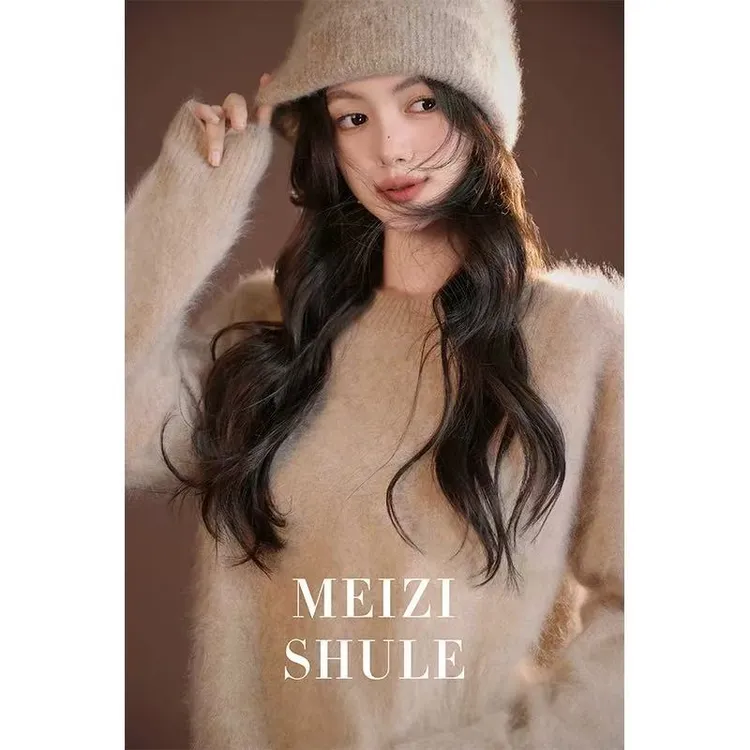 5002【九炫女装】梅子熟了~100长毛山羊绒设计圆领纯色拉绒工艺上衣