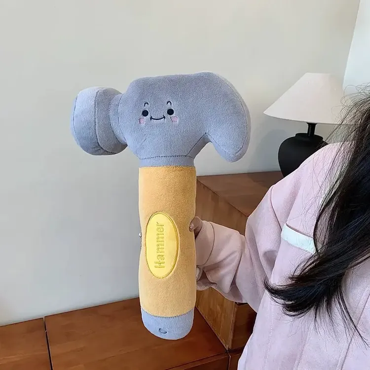 创意可爱榔头扳手锤子毛绒玩具公仔工具玩偶按摩捶搞怪沙雕男女生