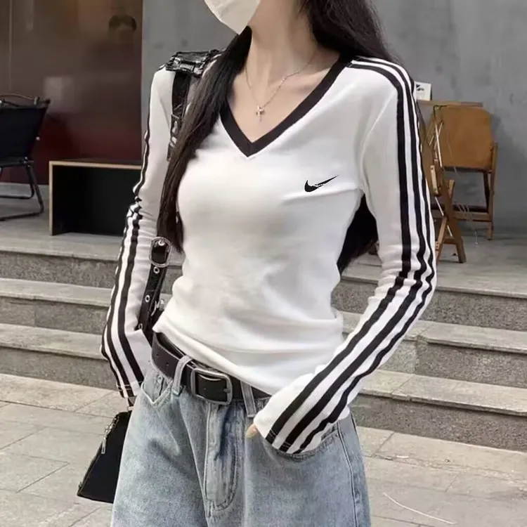 奥特莱斯美式修身显瘦三杠长袖t恤女秋冬新款ins风V领打底衫上衣