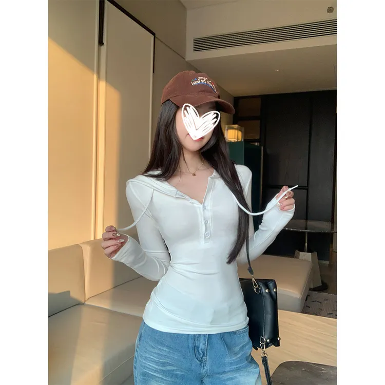 纯欲白色连帽休闲长袖T恤早秋秋冬辣妹修身半开扣收腰内搭上衣