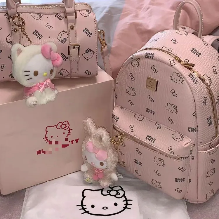 HelloKitty旅行背包2025新款小众大学生书包百搭通勤高级双肩包