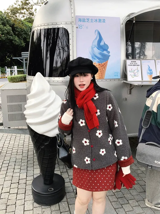 月半鱼【繁星点点】秋冬韩系波点百搭显瘦半身裙韩系显瘦温柔裙子