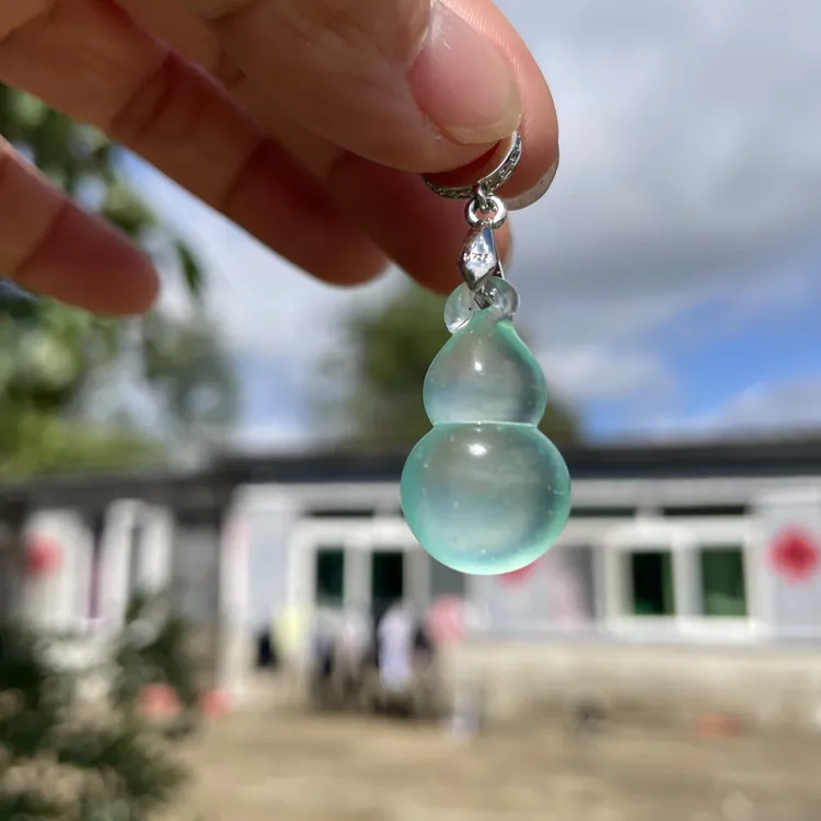 天然岫玉天青冻葫芦挂坠手工雕刻