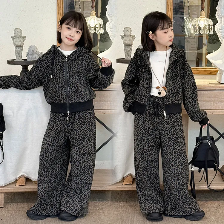 女童加绒套装秋冬2025新款儿童洋气时髦宽松豹纹阔腿裤潮酷两件套