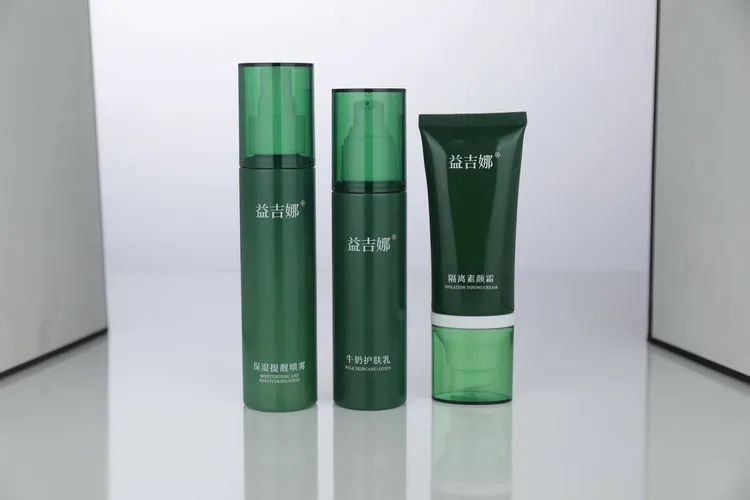 益吉娜水漾润肤套盒三件套