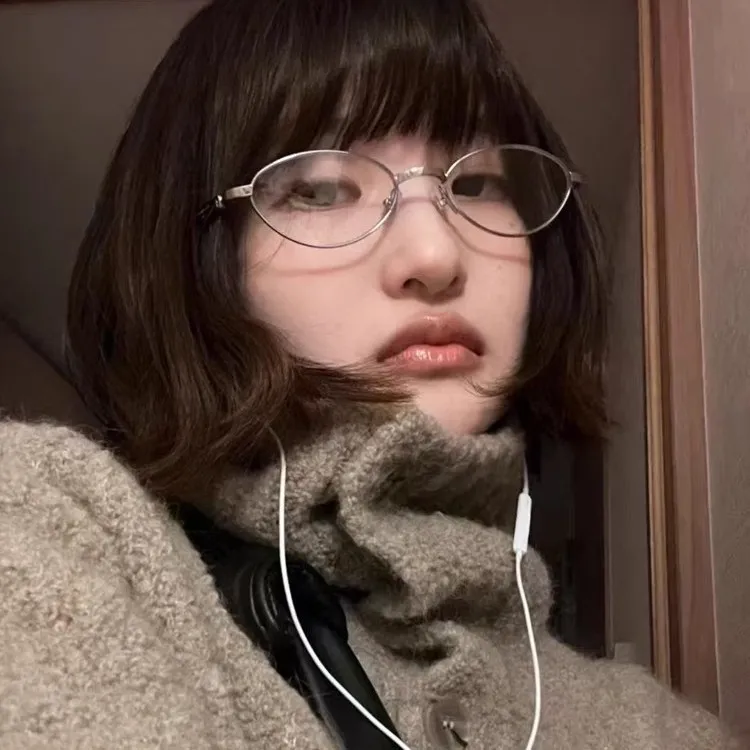 金属椭圆形欧美风高级感复古Y2K辣妹风防蓝光近视眼镜框可配度数 