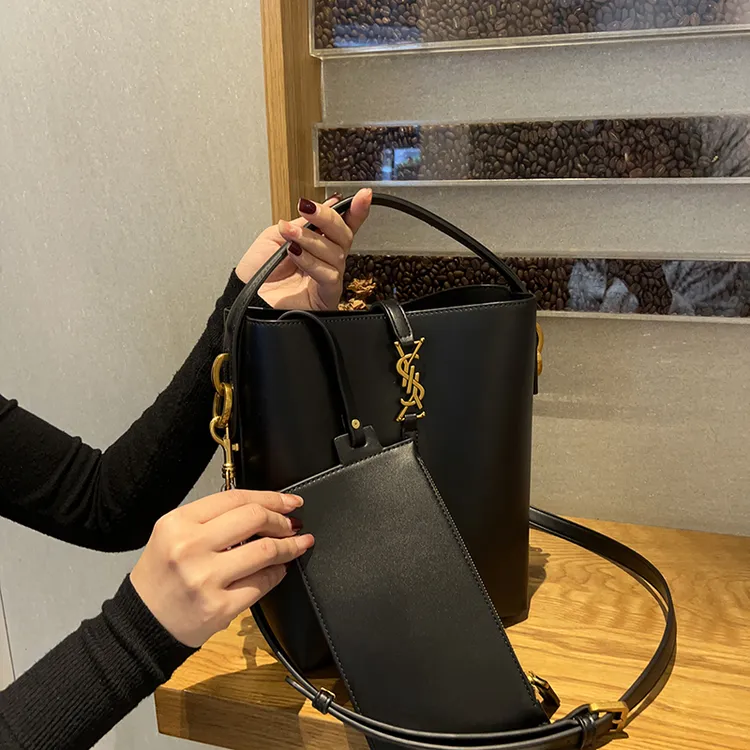 法国品牌新款百搭出门便携洋气新款奢侈品女时尚气质中号托特包包