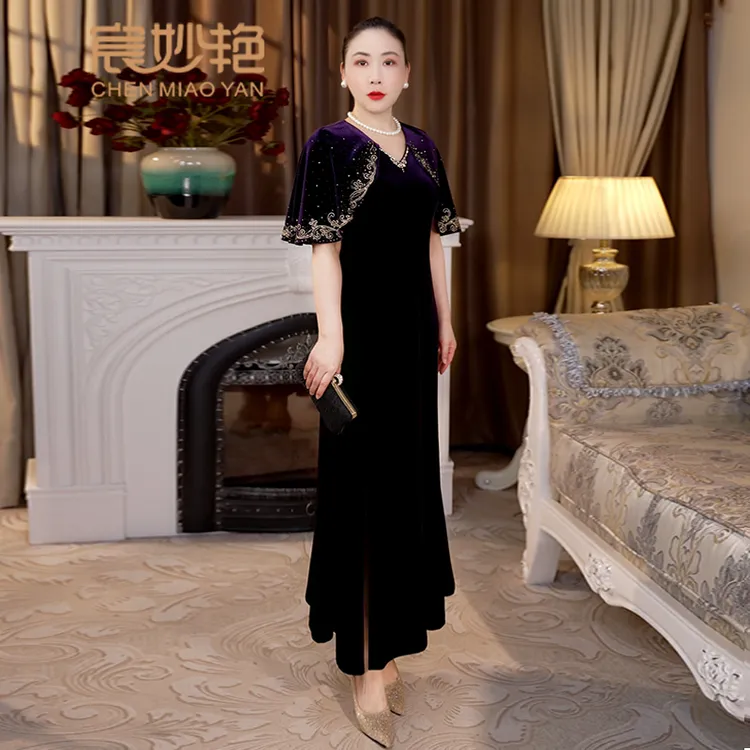 宸妙艳高贵优雅轻奢连衣裙年轻喜妈妈敬酒服修身气质主持人礼服