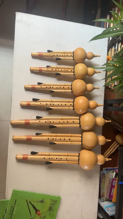 金竹九孔葫芦丝、C调、降b调、G调、F调。