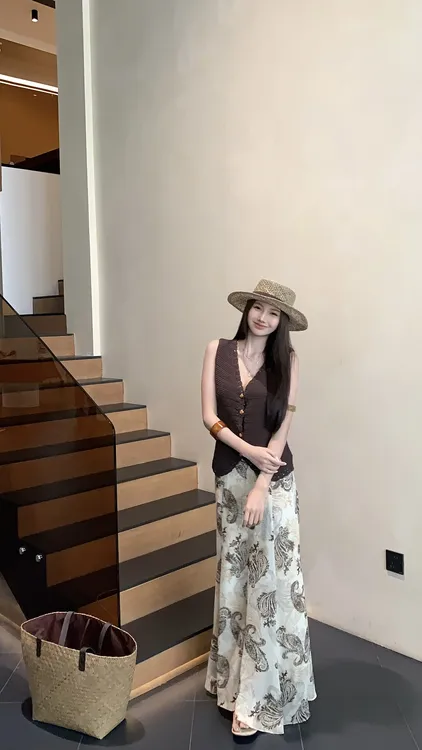 设计感小众针织马甲上衣女秋季新款印花半身裙搭配长裤套装6876#