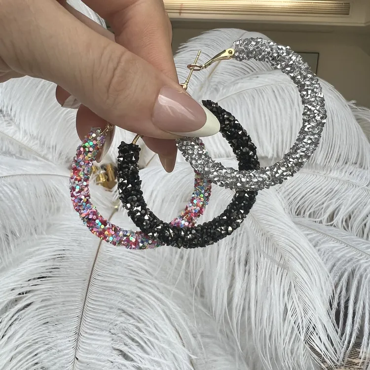 铁合金耳饰 ins风欧美黑灰粉气质耳环夸张镶钻欧若精灵风