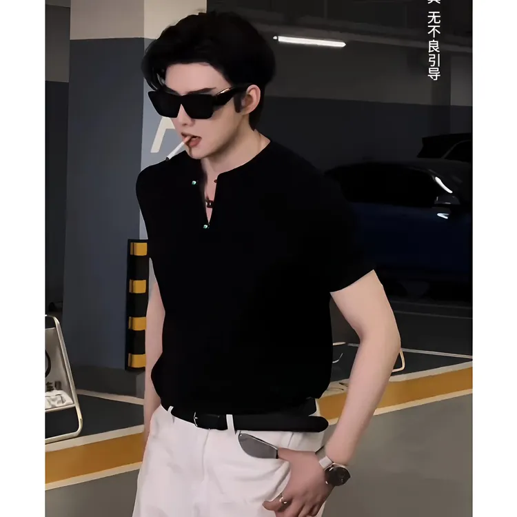 痞帅高级感黑色t恤男夏季潮牌亨利polo衫短袖正肩设计感v领上衣