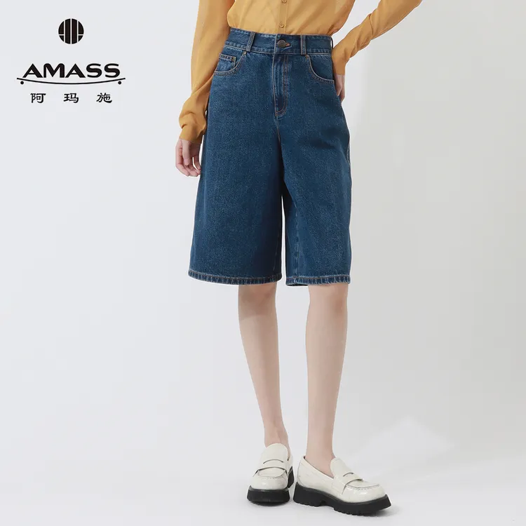 阿玛施AMASS新款时尚百搭高腰直筒中裤宽松休闲牛仔短裤女510049