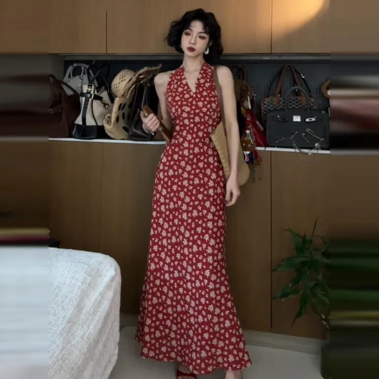 【现货+运补】红色复古V领碎花挂脖连衣裙气质露背绝美长裙5124