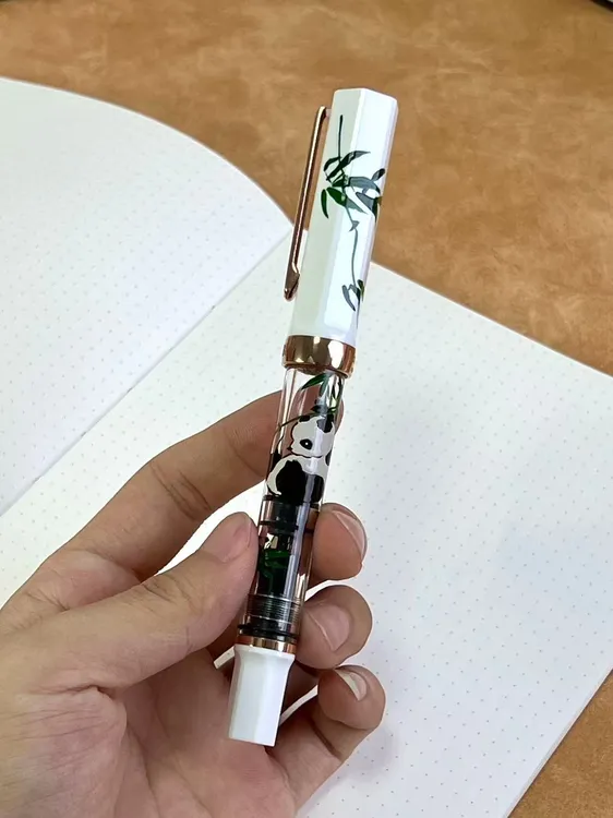 【爪迹PawScript】TWSBI/三文堂 ECO白色玫瑰金手工大漆熊猫限定版