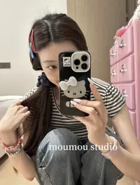 可爱黑底闪粉蝴蝶结kt猫适用苹果14iPhone13手机壳防摔12全包防水
