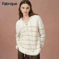 Fabrique Clara 卡布奇诺条纹绑带绞花绵羊毛羊驼毛连帽针织毛衣