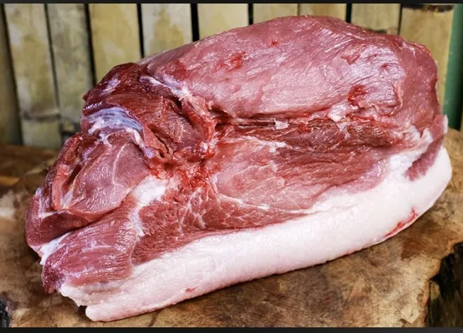 【黑猪腿肉】东北散养两广黑猪肉2.5KG带皮新鲜生猪肉