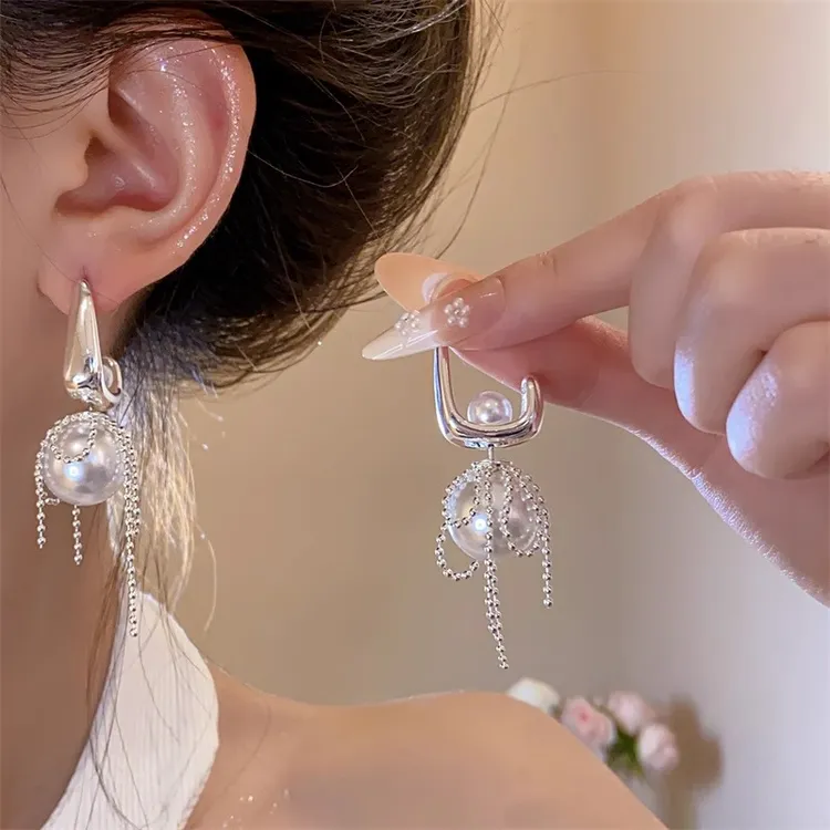 合金仿珍珠耳饰 法式浪漫方形珍珠流苏耳环女小众高级感耳钉耳饰 