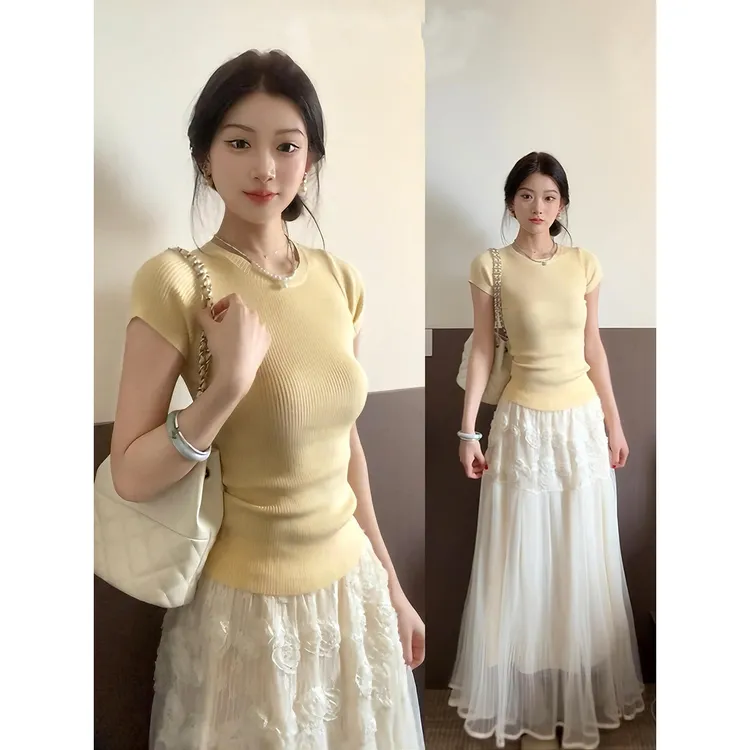2025奶黄色圆领薄款针织白色短袖上衣精致仙气花朵a字裙子套装