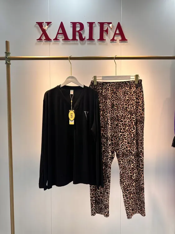 xarifa莫代尔烫钻女士豹纹睡衣套装两件套宽松舒适休闲显瘦3291