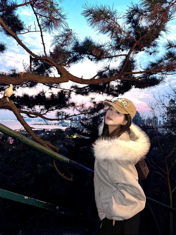 韩系秋冬装女款爆款2025新款羊羔绒加厚小众高级感拉链毛领外套潮